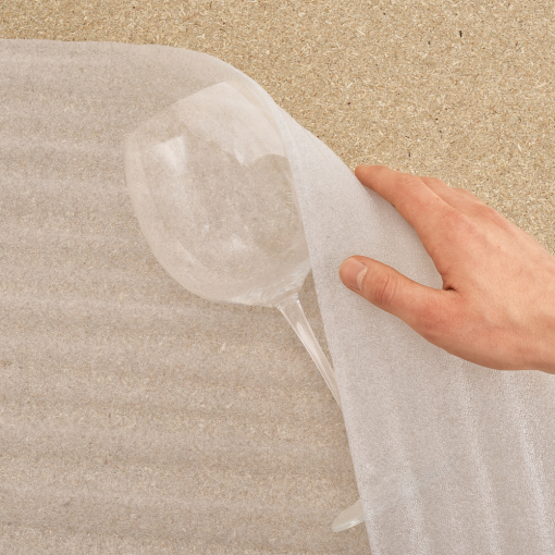 Polyethylenschaum – Anwendung bei der Verpackung von Glas und empfindlichen Produkten