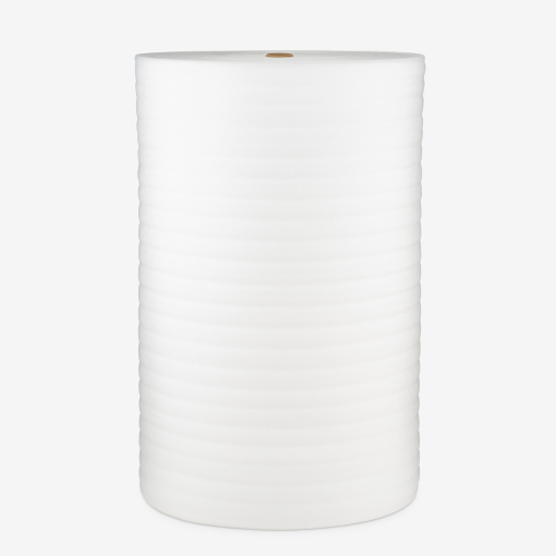 olyethylenschaum PE mit einer Stärke von 3 mm, aufgewickelt auf Rolle vor grauem Hintergrund.