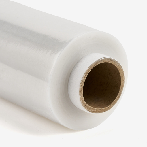 Transparente Stretchfolie – Nahaufnahme des Rollenschnitts mit dünner Kernhülse auf grauem Hintergrund