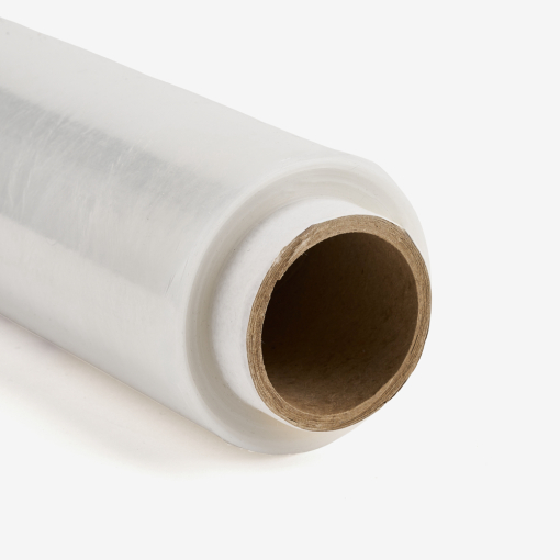 Transparente Stretchfolie – Nahaufnahme des Rollenschnitts mit dünner Kernhülse auf grauem Hintergrund