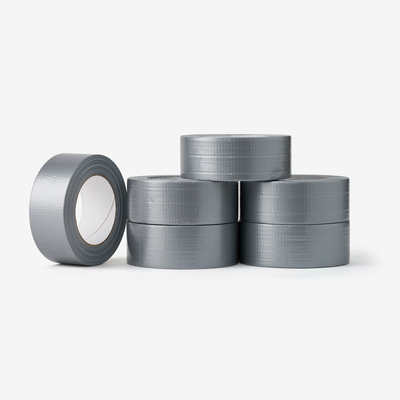 Set aus sechs silbernen Duct-Tapes - ideal zum Befestigen und Reparieren.
