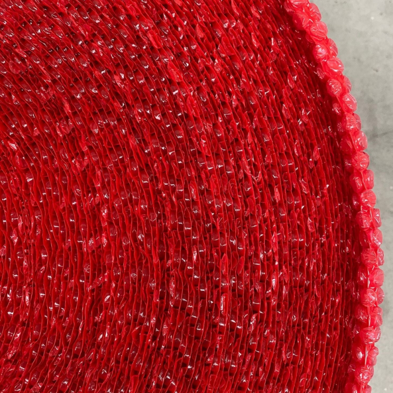 Luftpolsterfolie auf der Rolle B1 – Leicht, 2-lagig, Rot, Nahaufnahme des Rollenquerschnitts